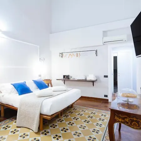 Guest house Palazzo Del Duca Piazza Navona Campo Dei Fiori Piazza Del Fico 3*