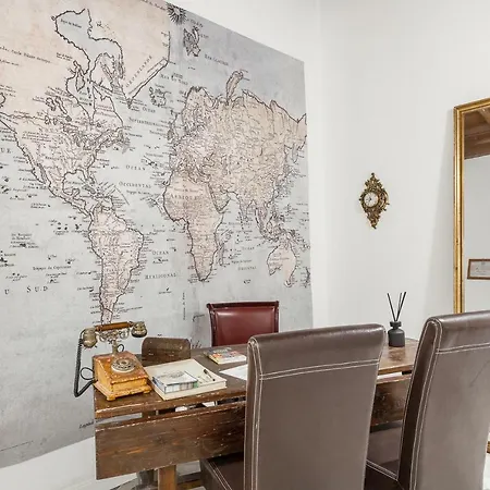Affittacamere Palazzo Del Duca Piazza Navona Campo dei Fiori Piazza del Fico Guest House 3*