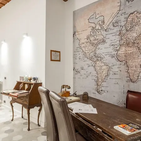 Palazzo Del Duca Piazza Navona Pensionat 3*